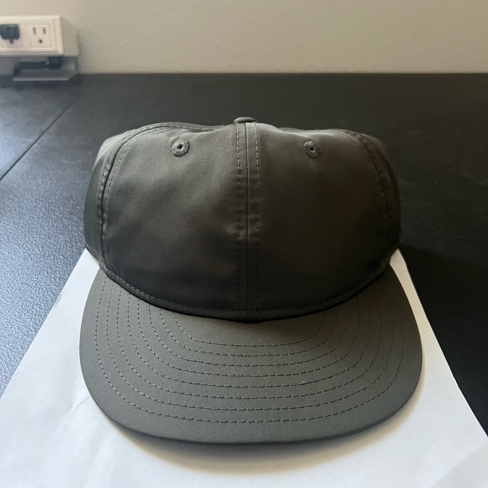 Fear of God x New Era NEW Essentials 
Dark Gray Baseball Cap